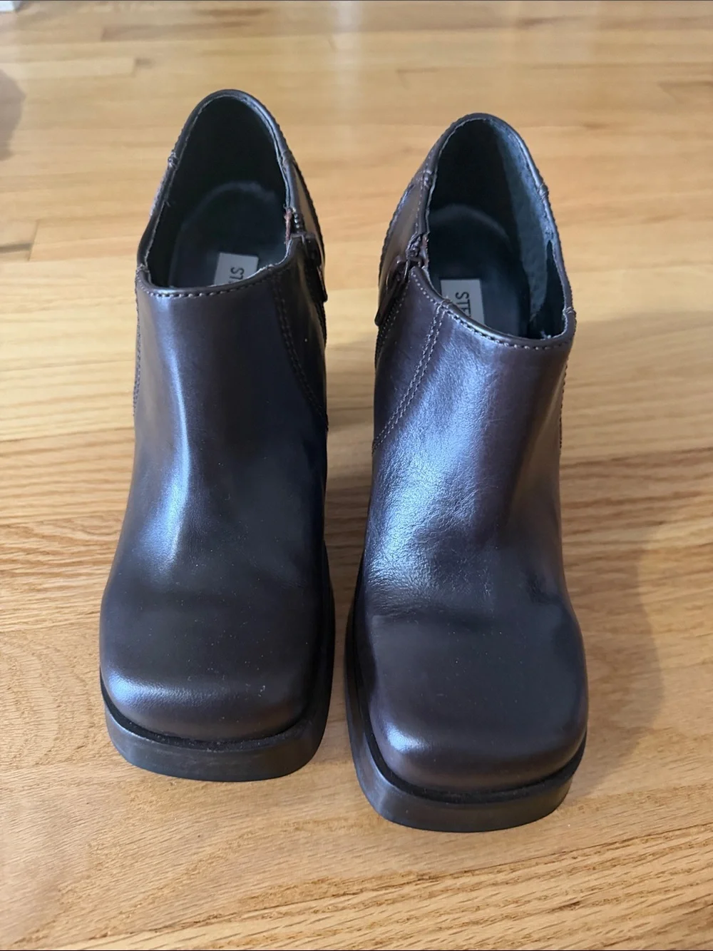 Steve Madden Brown Leather Chunky Square Toe Heeled Booties Sz 6.5